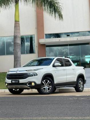 FIAT TORO 2.0 16V TURBO DIESEL FREEDOM 4WD AT9 FIAT TORO 2.0 16V TURBO DIESEL FREEDOM 4WD AT9